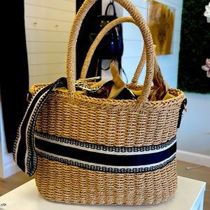 💗💗 Wicker Crossbody